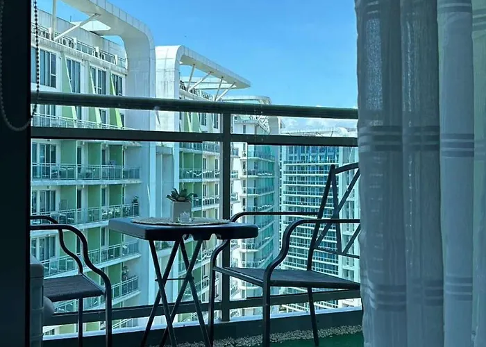Azure Urban Residences Paranaque Apartamento Manila